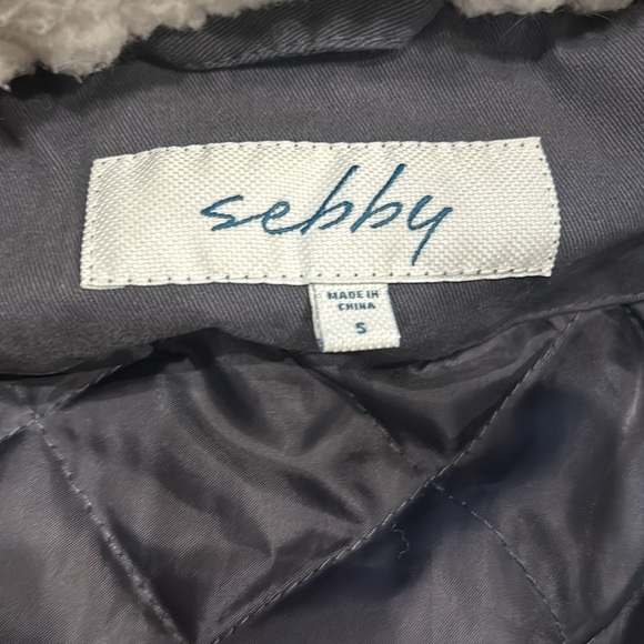 Women’s Small Grey Fur Jacket - Picture 2 of 12